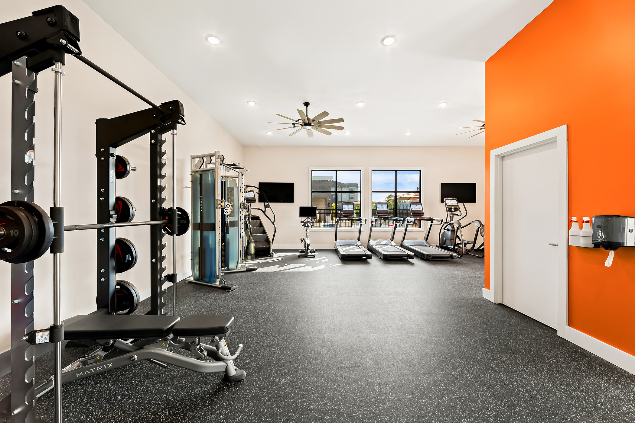 TRU-SPEC マルチカム Medium Short apartment Ardmore at Topside - The Multifamily Advisory Group at